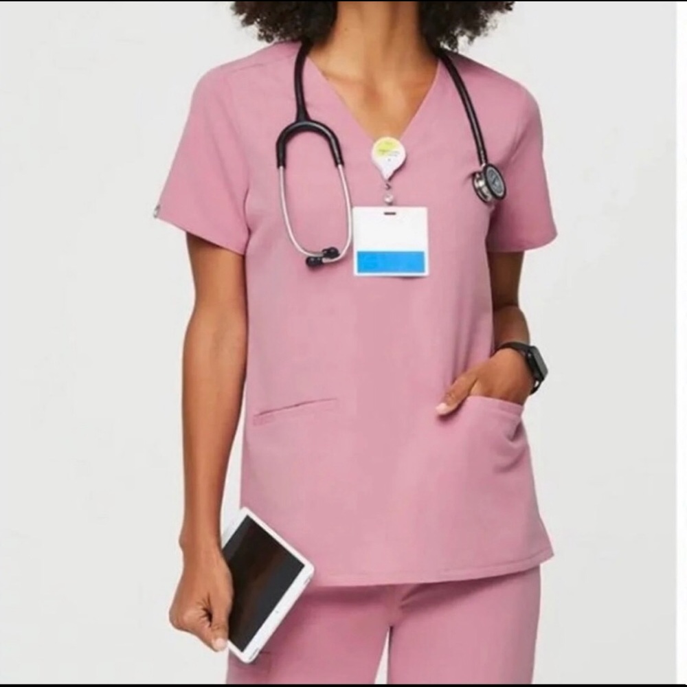 COPY - FIGS- Casma 3-Pocket scrub top in CHALK PINK limited edition color